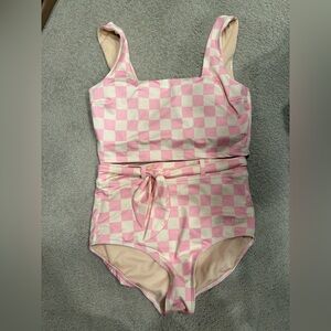 Stylish Pink and White Checkered Bikini